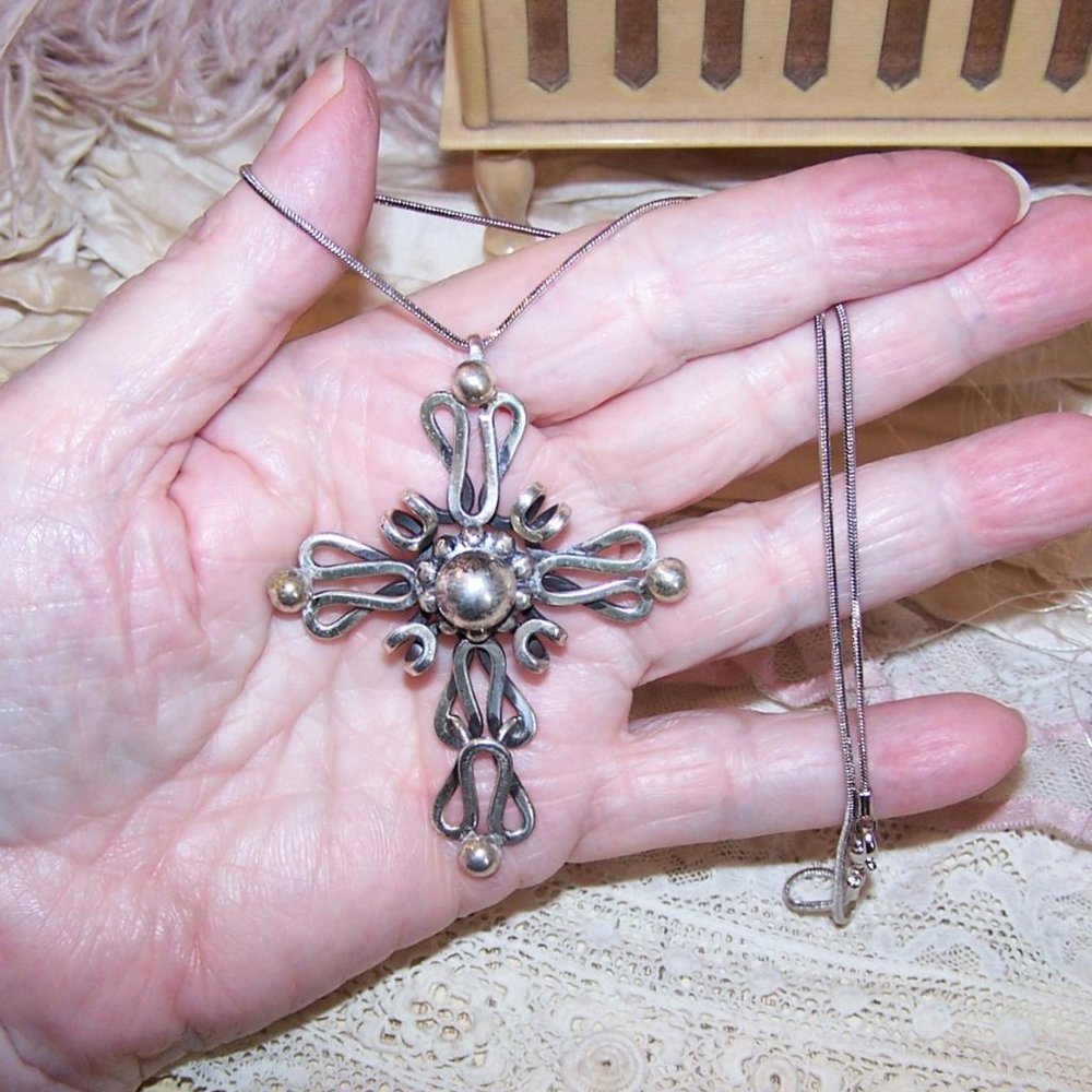 Silver Metal Stylized Cross Pendant on 16" Snake Chain - Religious Necklace